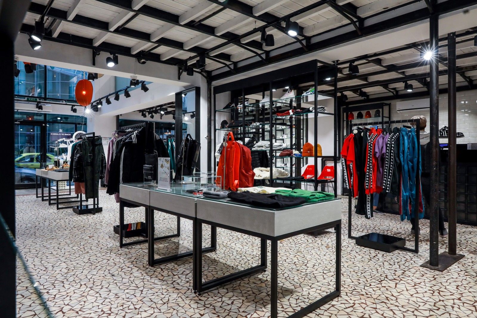 Footshop in Bukarest war von unserer Arbeit begeistert