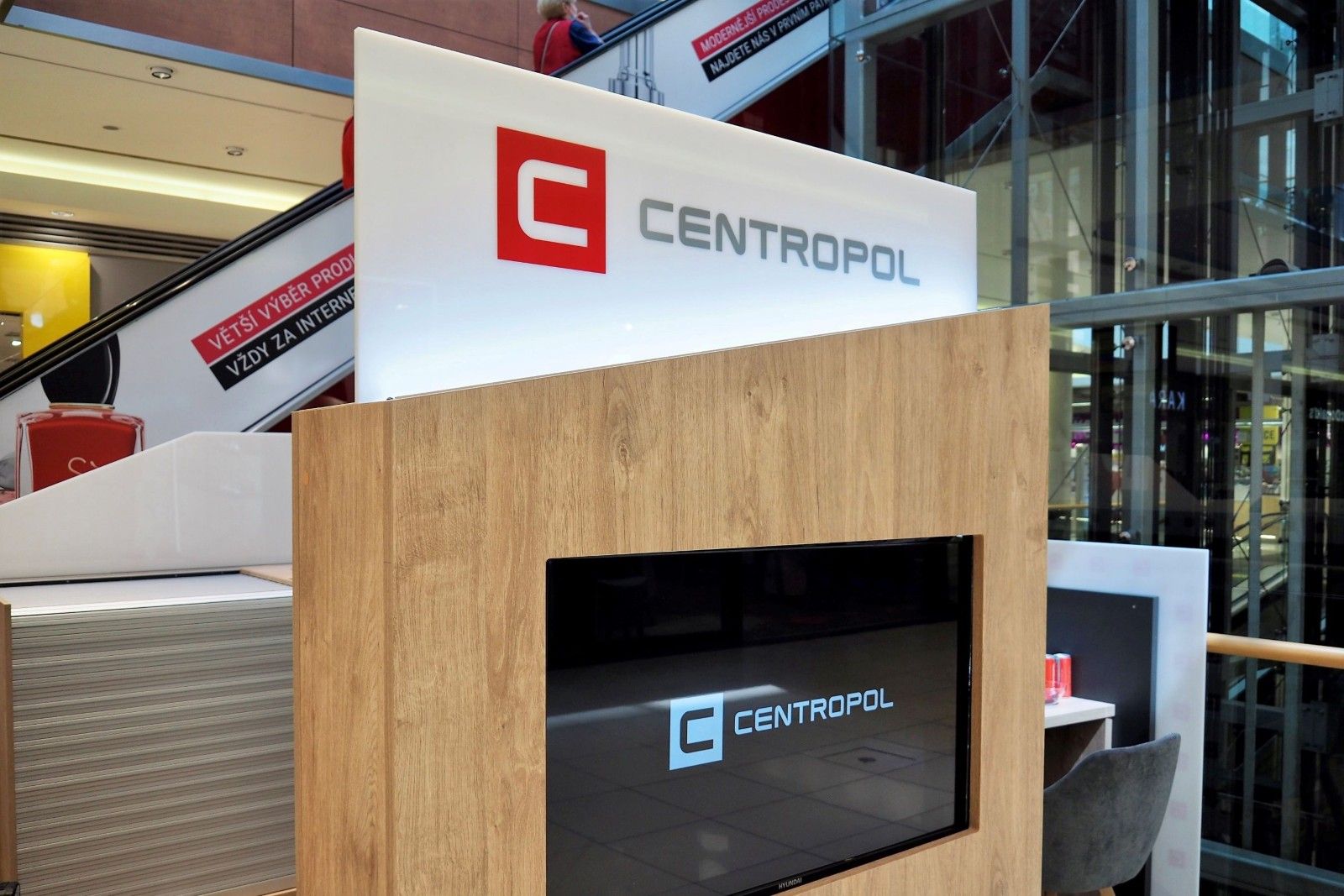 Wenn eine Designerin einen funktionalen Stand mit einem markanten Blickfang entwirft