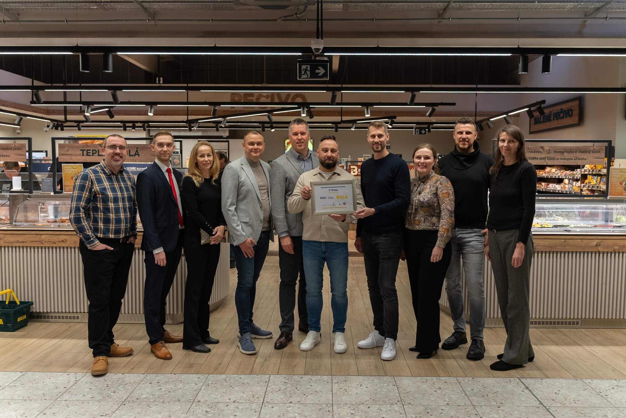 VISA SLOVAK TOP SHOP &ndash; WRĘCZENIE NAGRODY DLA BILLA BAJKALSKA, BRATYSŁAWA